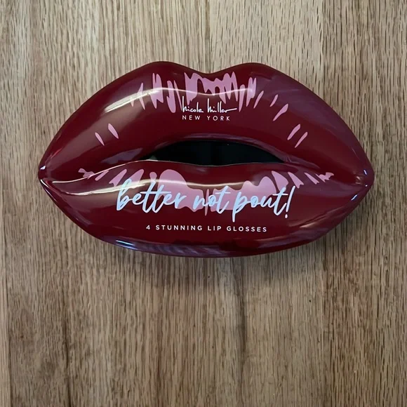 NWOT NEVER USED Nicole Miller lip gloss set - Picture 2 of 5